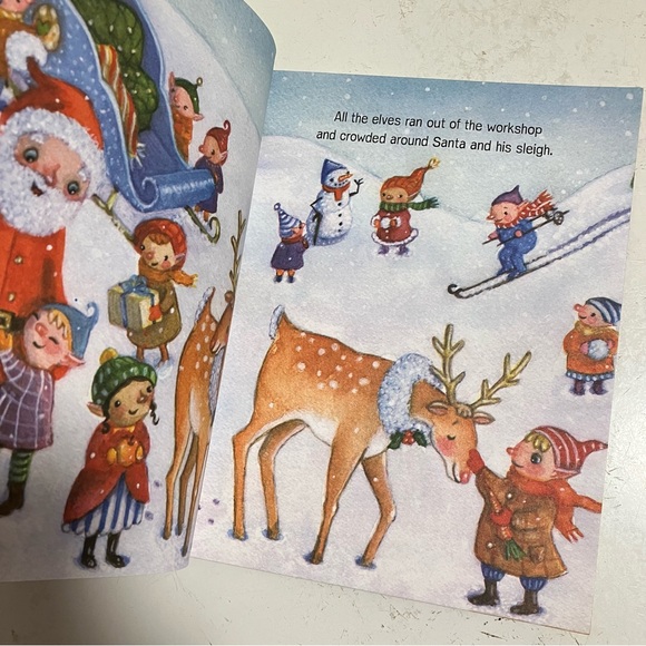 Little Golden Book Christmas Books Lot of 2 - Picture 5 of 9